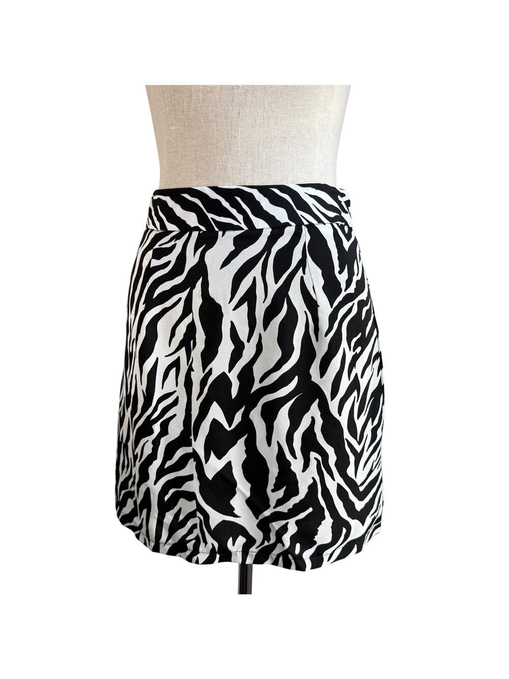 Nasty Gal Zebra Print Mini Skirt Women’s 4 Black White Bodycon